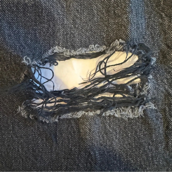 Aritzia Denim Forum The Joni High Rise Loose Jeans Size 28 Black Distressed READ - Picture 6 of 16